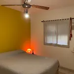 Habitacion Privada En La Casa De Alicia Y Pampa